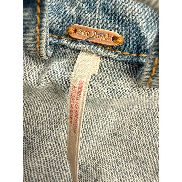 Free People Studded Oversized Denim Trucker Jacket Medium Distressed Blue Boho - Picture 2 of 13